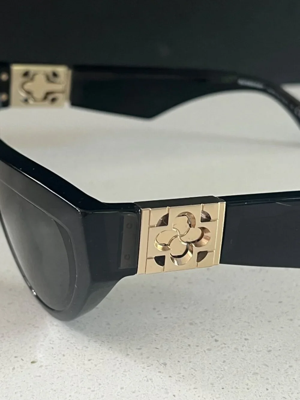 Burberry BE4422U cat eye black sunglasses